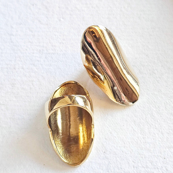 Shield Ring