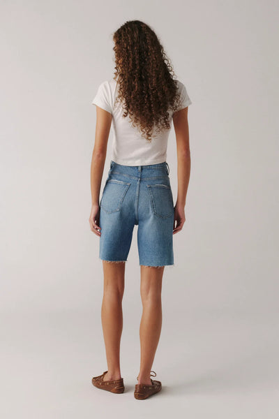 MTY - 90's Jean Short 8"