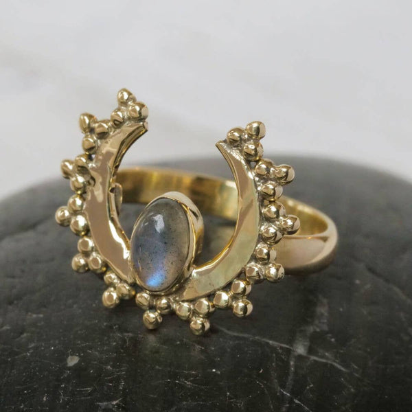 Baizaar - Spotted Brass Horn Ring with Labradorite Stone: 7