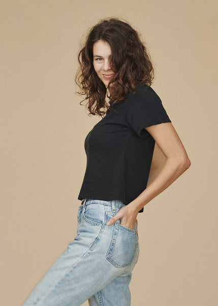 Cropped Ojai Tee - Black