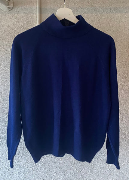 Vintage Solid Turtleneck
