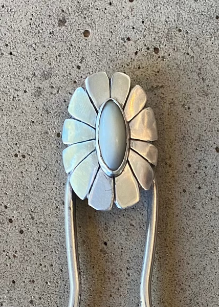 Daisy Hair Pin