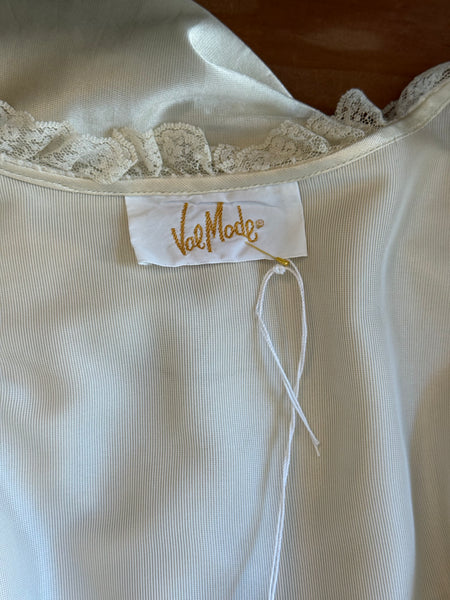 Vintage Lace Robe