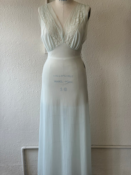 Vintage Romantic Nightgown