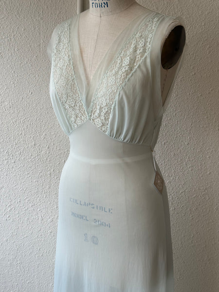 Vintage Romantic Nightgown