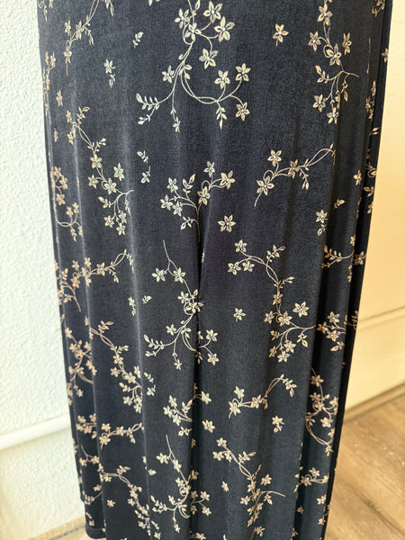 Vintage Floral Button Skirt