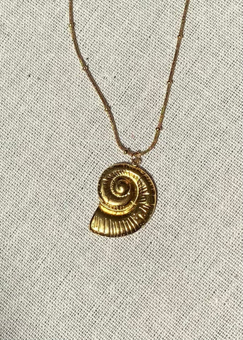 Conch Charm Necklace