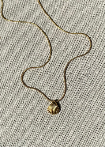 Shell Charm Necklace