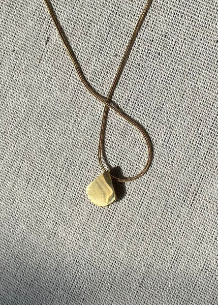 Shell Charm Necklace
