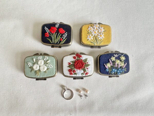 Quince Fables - Floral Embroidered Rectangle Mini Jewelry Box With Mirror ✅: 4. Red Poppy
