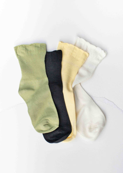 Ruffle Edge Socks