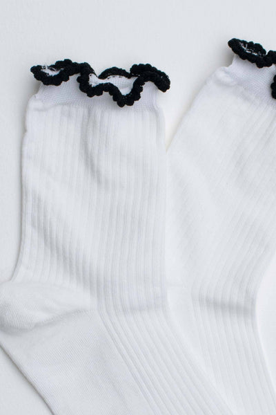 Ruffle Edge Socks