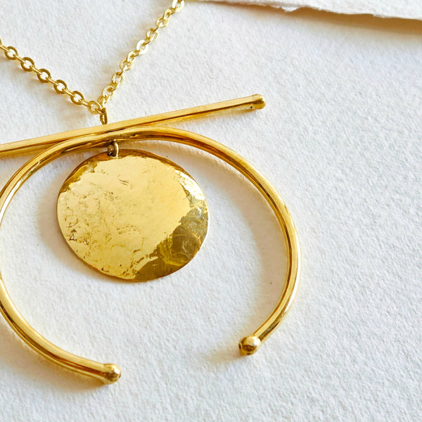 Circle Hammered Pendant Necklace