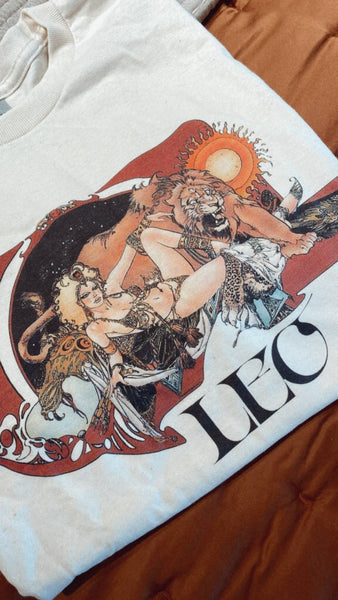 Leo Vintage Artwork Zodiac Shirt