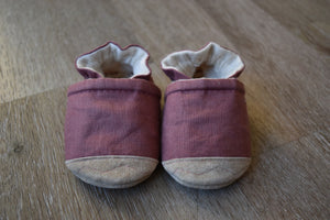 Mauve Linen Soft Soled Baby Shoes